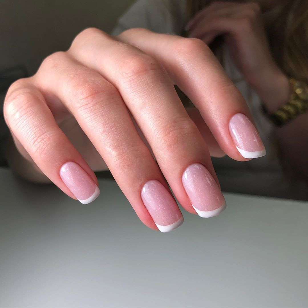 Маникюр френч в Вишневом, фото - Нігтьова студія Manik Can Nail Studio