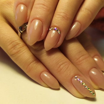 Маникюр
                    Майстер манікюру Елена Рудковская Кропивницький