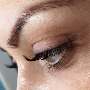 Ламинирование ресниц. Ботокс ресниц
                    Салон красоты ZE'NAILS Одесса