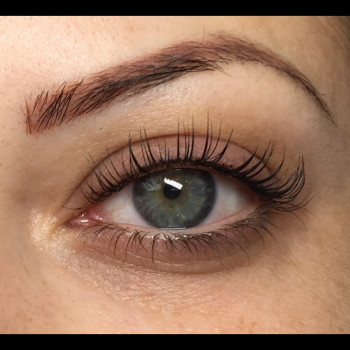 Ламинирование ресниц. Ботокс ресниц
                    Салон красоты ZE'NAILS Одесса