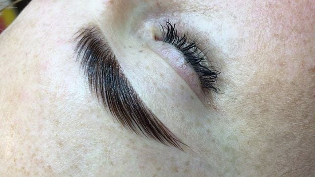 Перманент бровей татуаж перманентный макияж, фото - Студия красоты Teo Brows