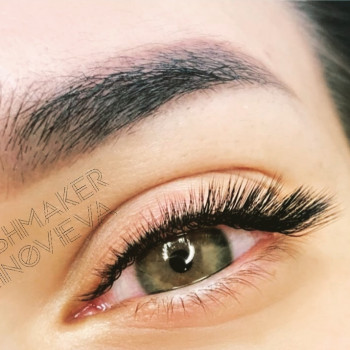 Наращивание ресниц
                    Лешмейкер Людмила Зиновьева Киев