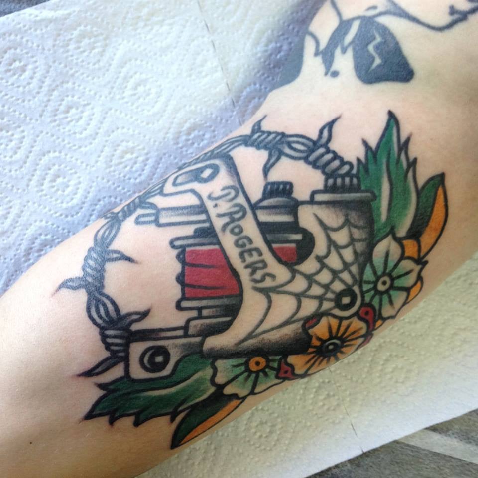 Кольорові квіти напис, фото - Тату майстер Паша Растек