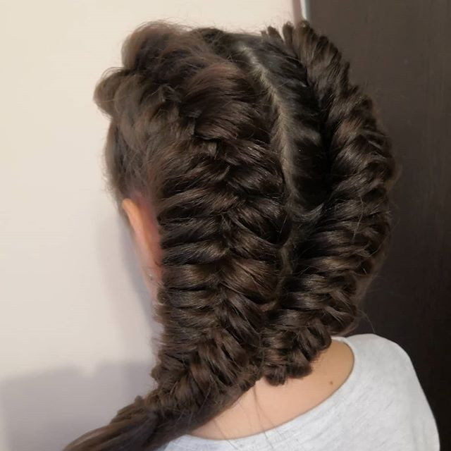 Плетіння волосся зачіска в школу косички, фото - Перукар Наталья