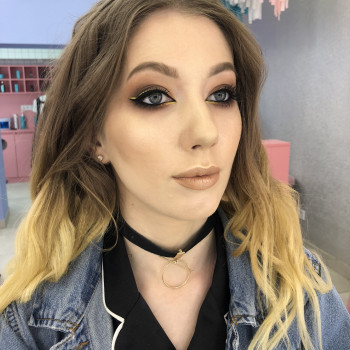 Макияж
                    Візажист Анастасія Ручкіна Львів