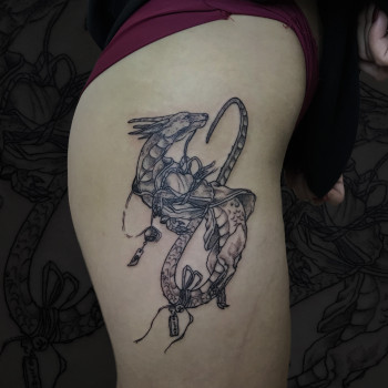 Тату на бедре дракон тату для девушки, фото - Тату мастер Михаил Дрозденко