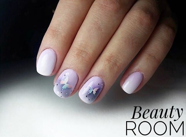 Ніжний манікюр з малюнком фіолетовий, фото - Студія краси Beauty Room