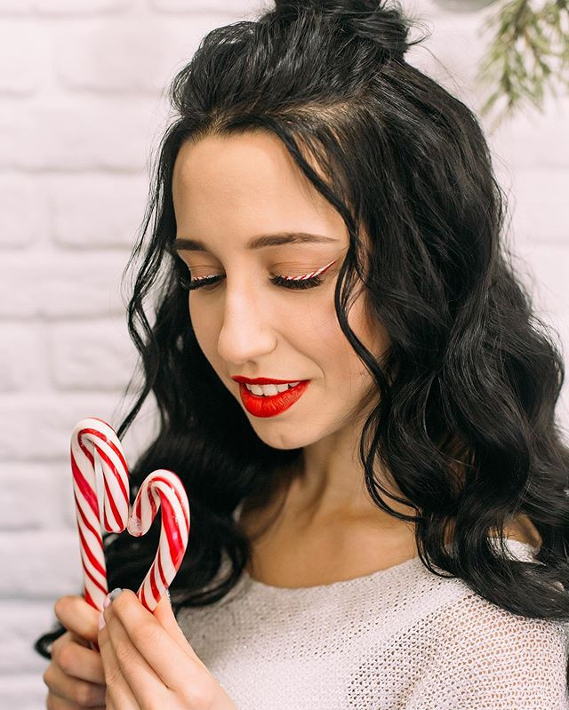 Яркий макияж необычный глаз новогодний, фото - Студия красоты Beauty Kitchen