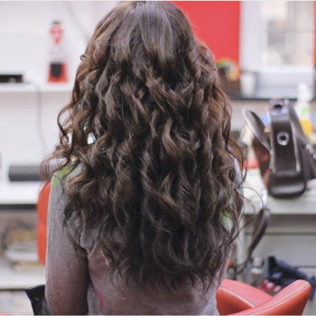 Укладка волос 
                    Мастер по укладке волос София Шляхова Киев