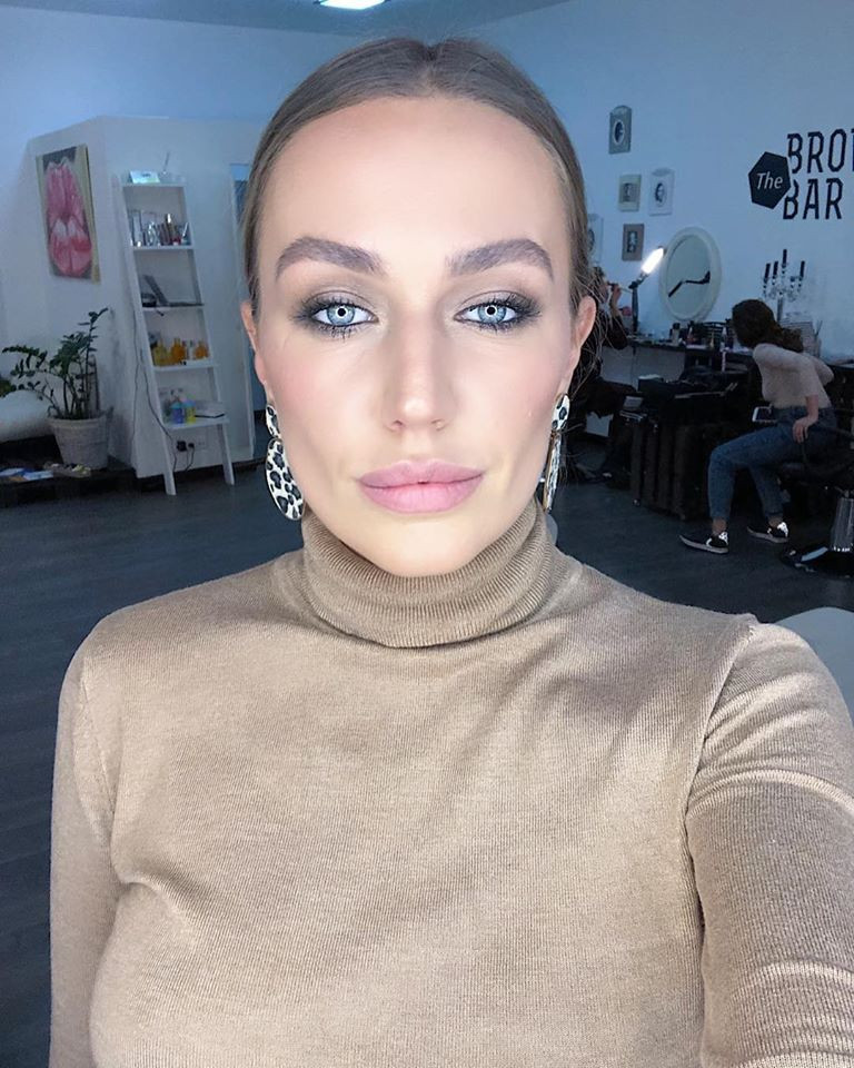 Макияж глаз вечерний красивый, фото - Студия красоты The Brow Bar