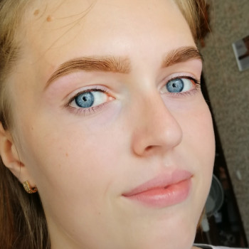 Коррекция и окрашивание бровей
                    Бровіст Кристина Одеса