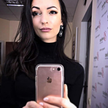 Макияж/Визаж
                    Бровіст Кристина Одеса