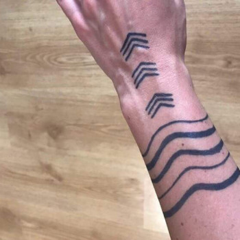 Тимчасове тату джагуа гелем
                    Тату майстер Ирина Київ