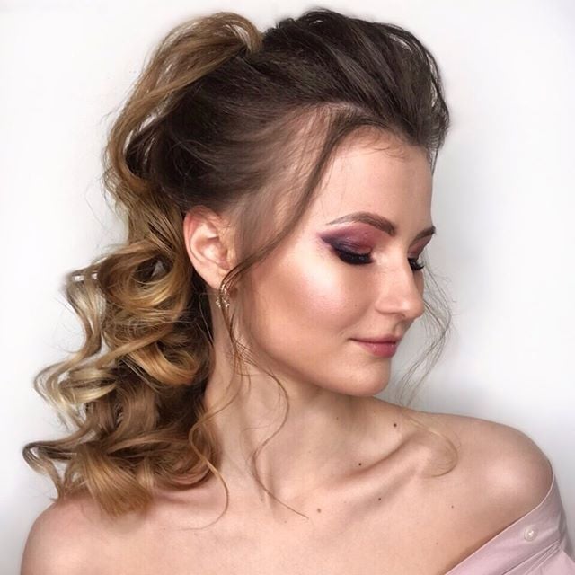 Укладка волос локоны прическа хвост, фото - Студия красоты Beauty Style