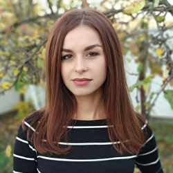 Ирина - визажист, мастер по прическам