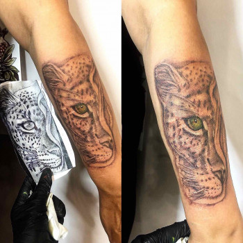 Черно-белая тату
                    Тату мастер Анастасия Боярская Одесса