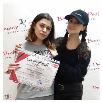 Курс по наращиванию ресниц. Преподаватель Чертенкова Ольга