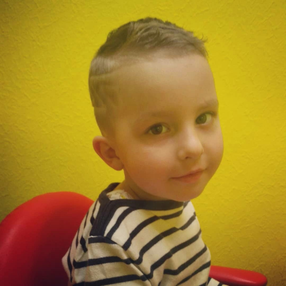 Чоловіча стрижка на коротке волосся для хлопчика, фото - Дитячий перукар Ольга Хром