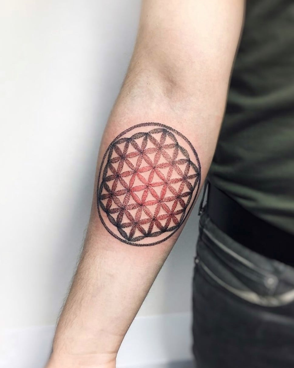 Мужские на руке предплечье, фото - Тату салон Black Ink Tattoo Studio