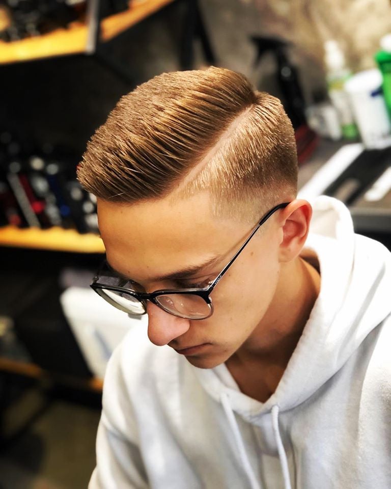 Чоловіча стрижка на коротке волосся фейд, фото - Барбершоп Tajbarbershop