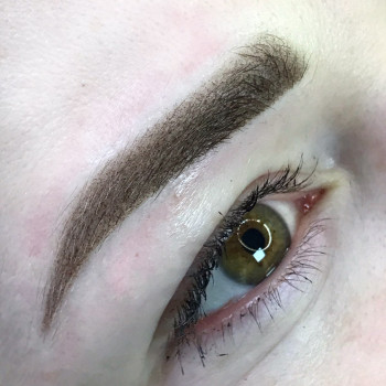 Перманентный макияж (татуаж)
                    Мастер перманентного макияжа Лариса Хмельницкий