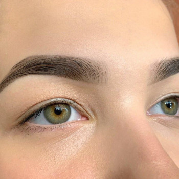 Оформлення брів нарощеннявій, фото - салон краси BROVI.