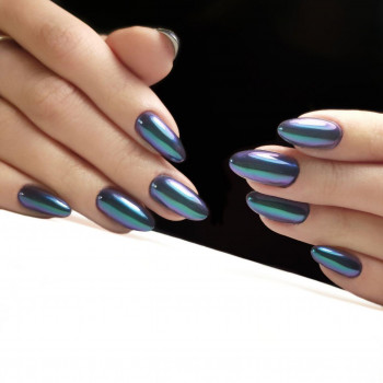 Маникюр металлик, фото - Салон красоты BROVI.