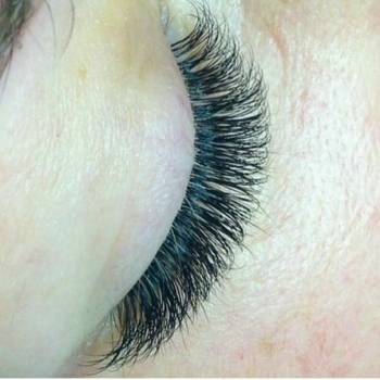 Наращивание Ламинирование ресниц Бровары салон красоты