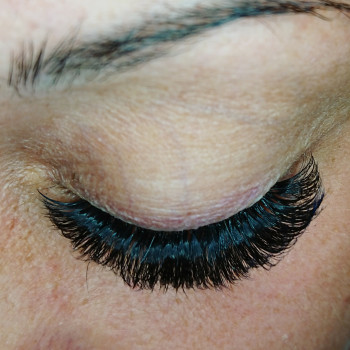 Наращивание Ресниц
                    Салон красоты The Sisters Одесса