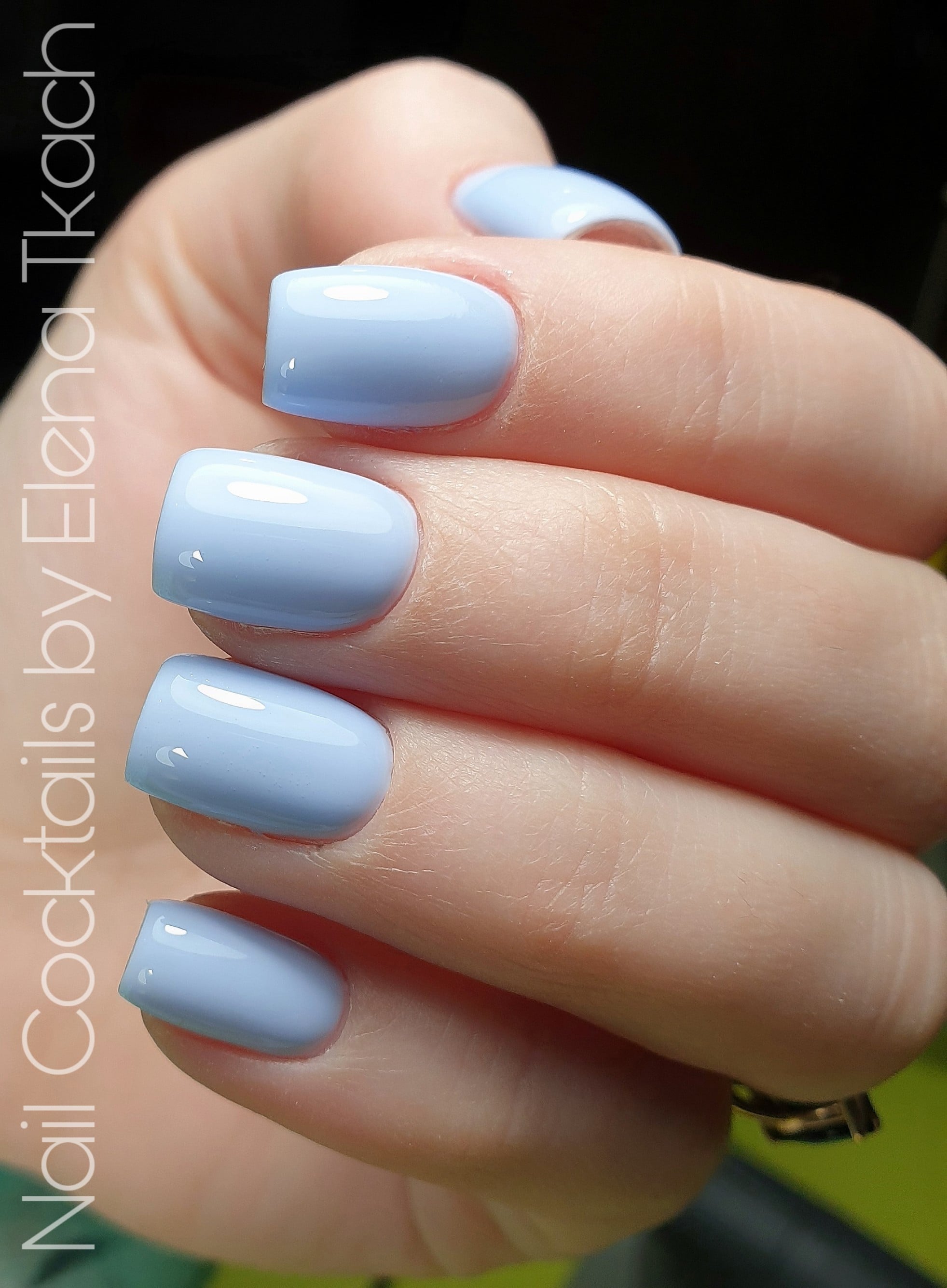 Ніжний манікюр блакитний на середні нігті, фото - Нігтьова студія Nail Cocktails by Elena Tkach