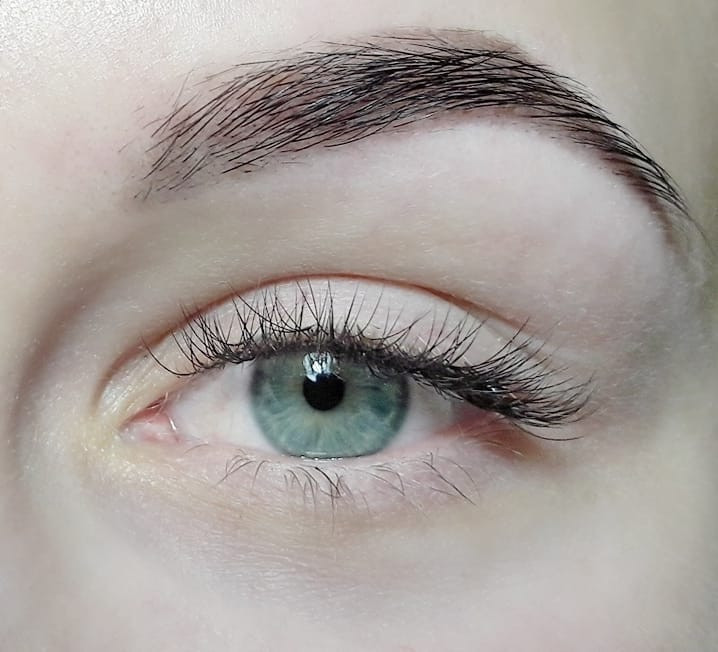 Нарощування вій нарощення 2д ефект стрілки, фото - Студія краси Lash & Brow Service