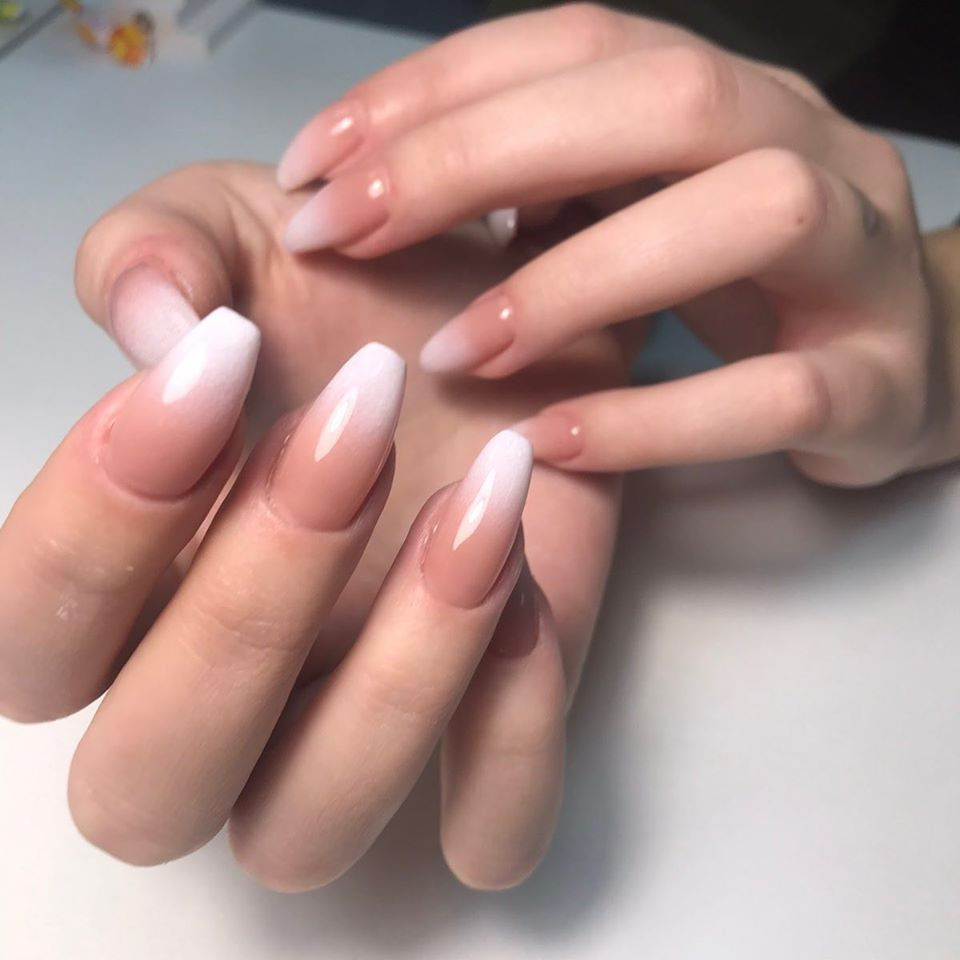 Ніжний манікюр нюдовий на довгі нігті, фото - Нігтьова студія Swift Nails Studio
