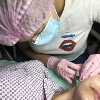 Мезотерапия лица и тела
                    Врач-косметолог Алина Киев