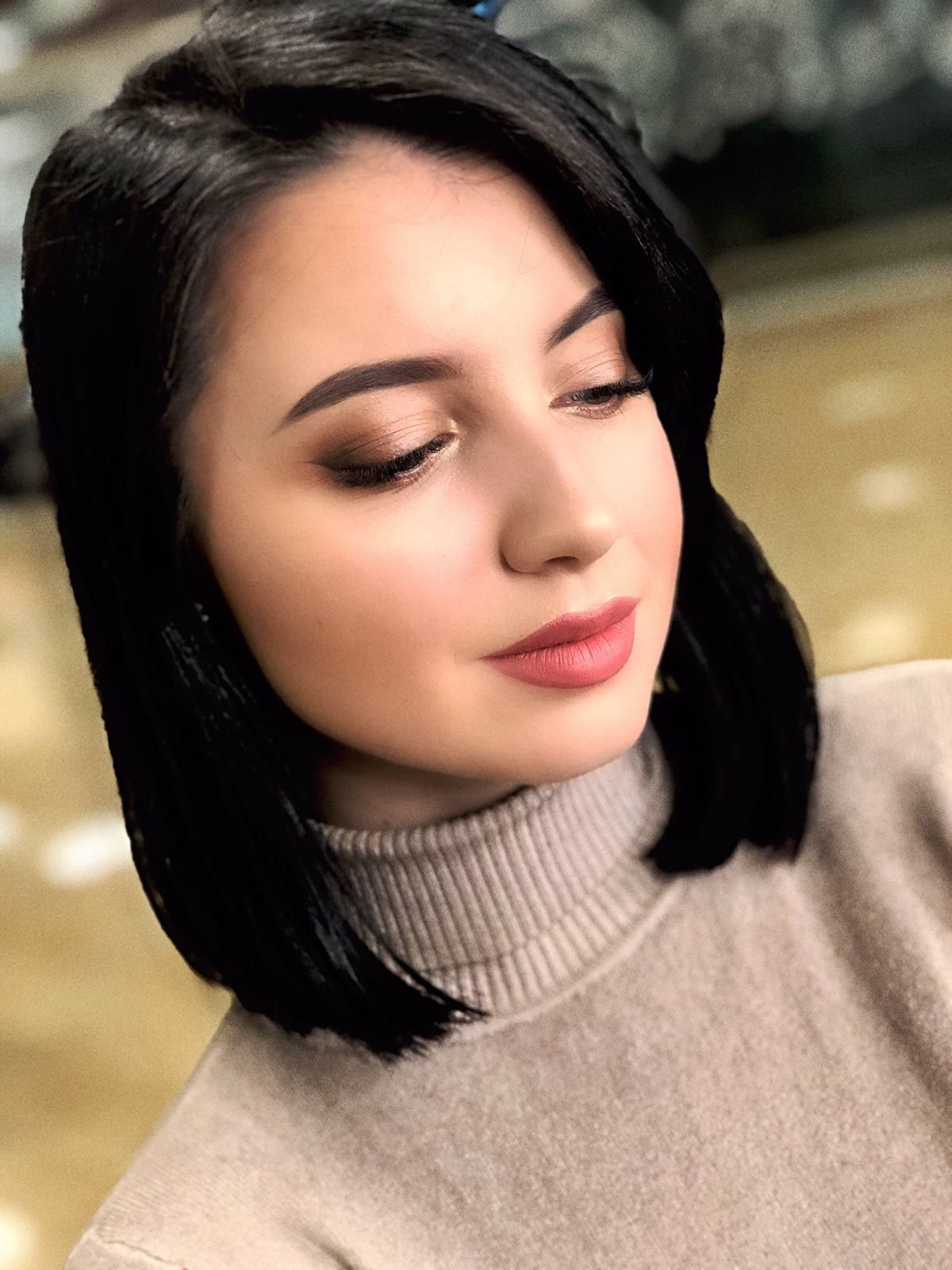 Легкий макияж нюдовый дневной, фото - Студия красоты MakeUp & Hair Zone