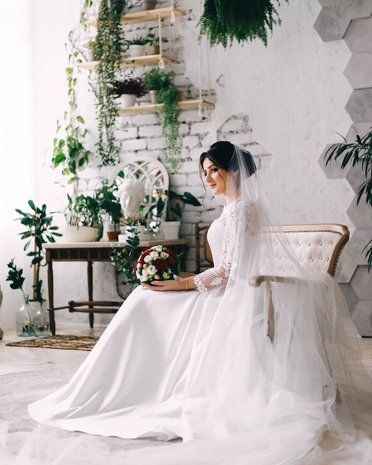 Фотосесія у студії весільна, фото - Фотостудiя Place Photostudio