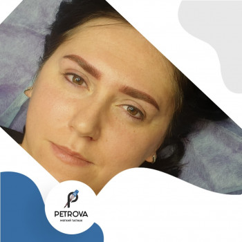 Пудровые брови
                    Майстер перманентного макіяжу Екатерина Петрова Запоріжжя