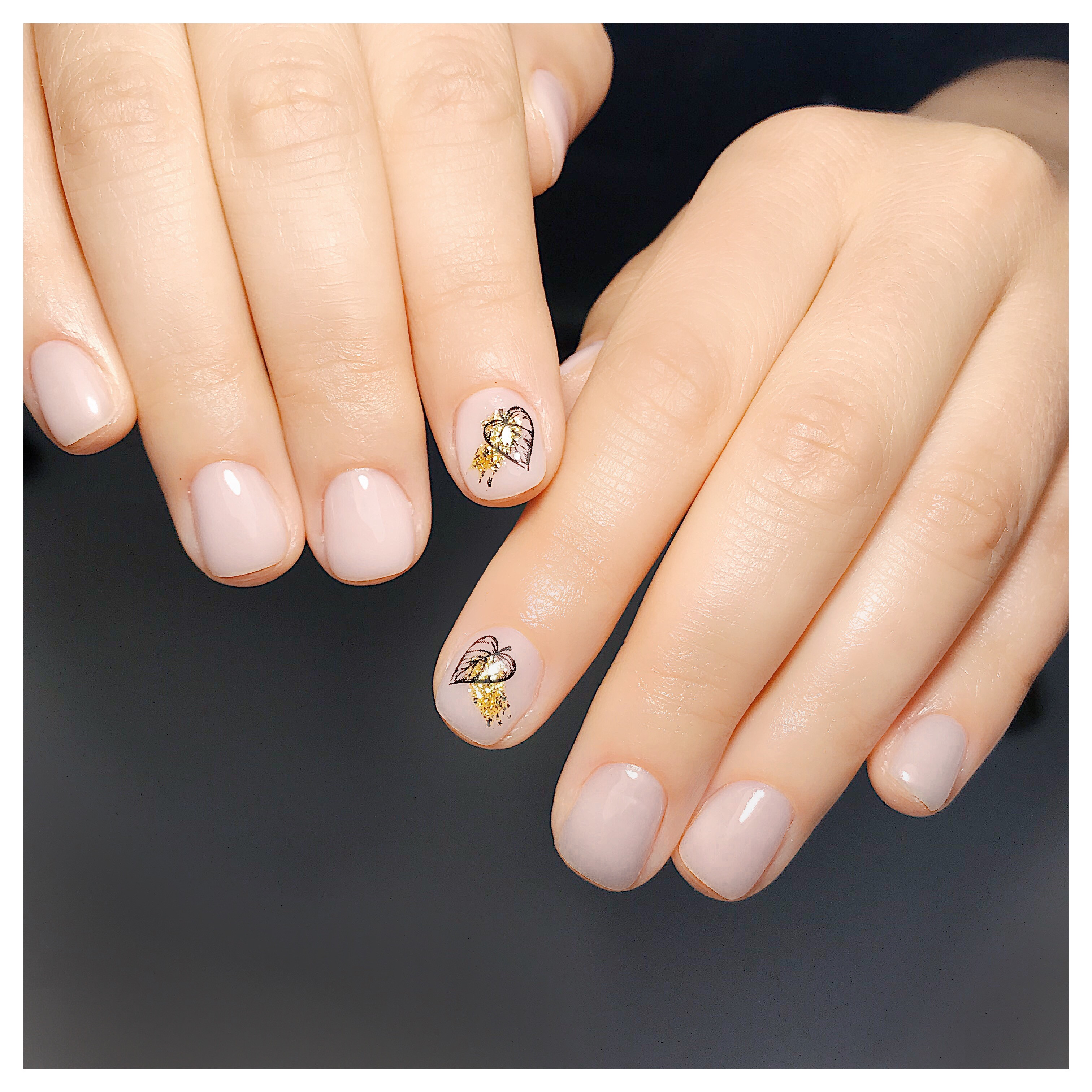 Маникюр на короткие ногти нежный нюдовый, фото - Ногтевая студия Happy Nail House