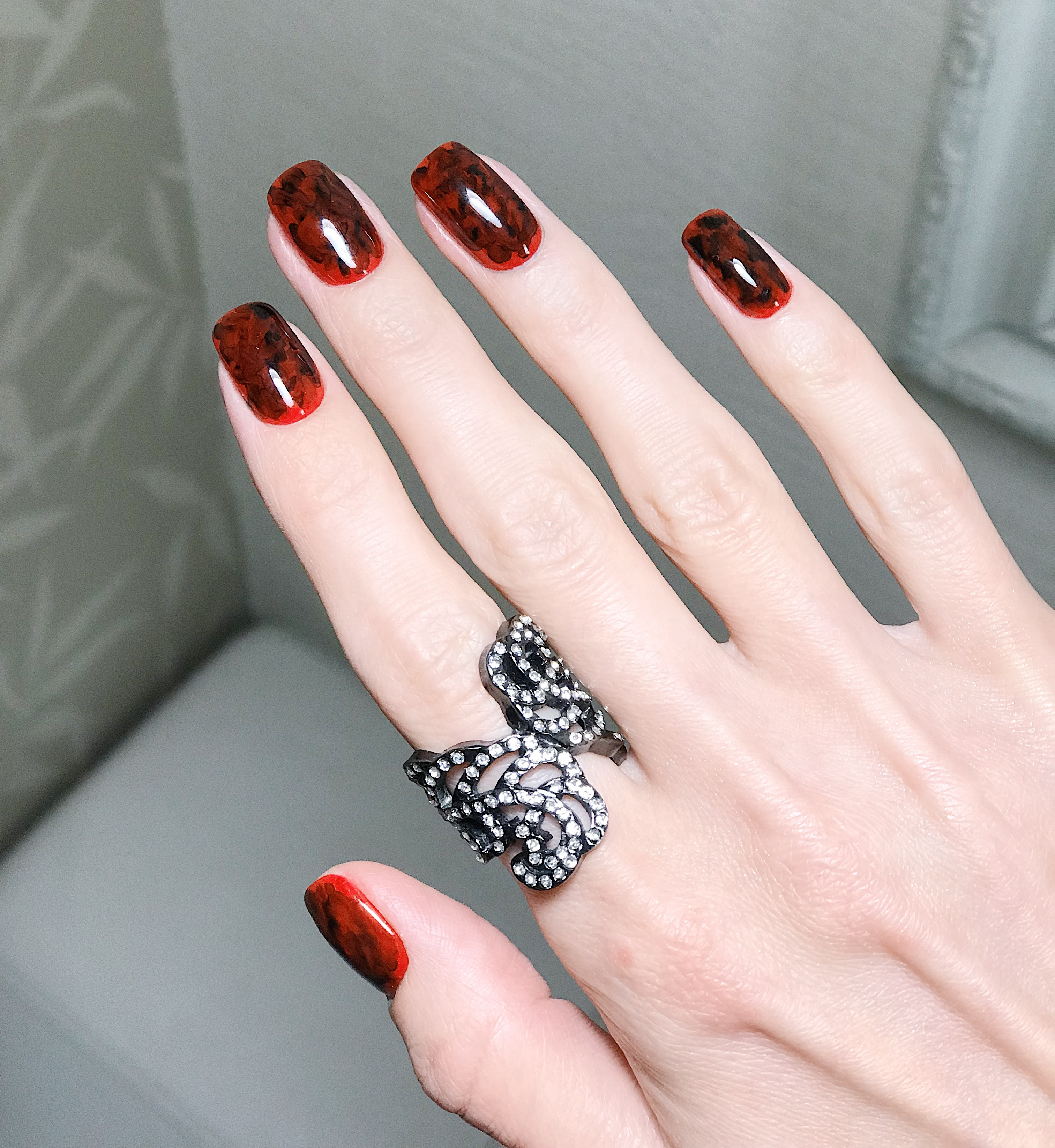 Маникюр на длинные ногти квадратные темный, фото - Ногтевая студия Happy Nail House