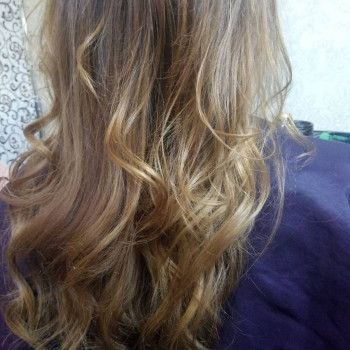 Женская стрижка
                    Перукар Александра Одеса