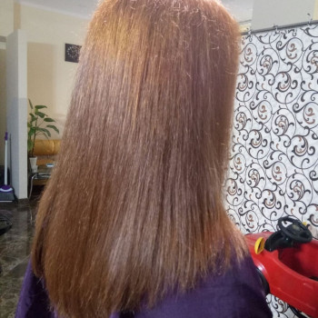 Женская стрижка
                    Перукар Александра Одеса