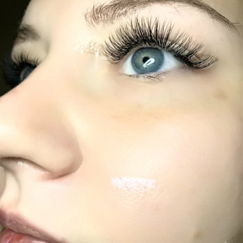 Наращивание ресниц
                    Лешмейкер Анастасия Харків