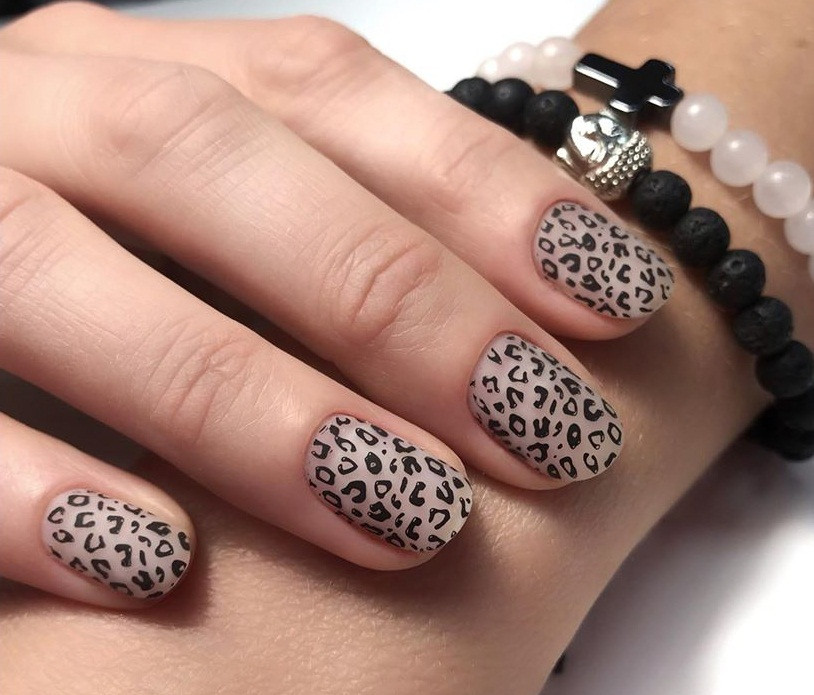 Матовий манікюр леопардовий зухвалий, фото - Нігтьова студія Makova Nail