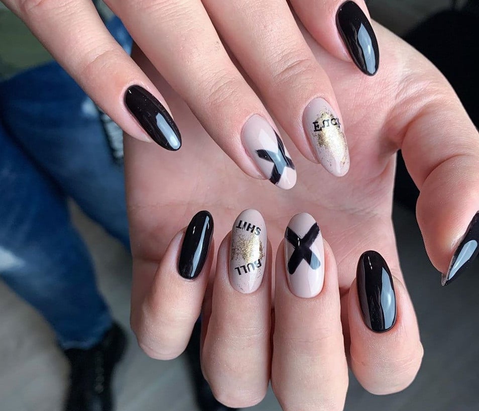 Нюдовый маникюр черный на длинные ногти, фото - Ногтевая студия Terrace Nails Studio