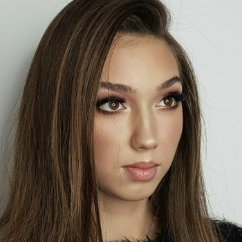 Макияж
                    Визажист Марта Качанова Львов