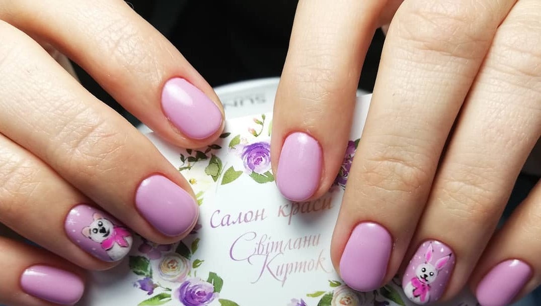Маникюр на короткие ногти нежный с рисунком, фото - Студия красоты Салон краси Світлани Кирток