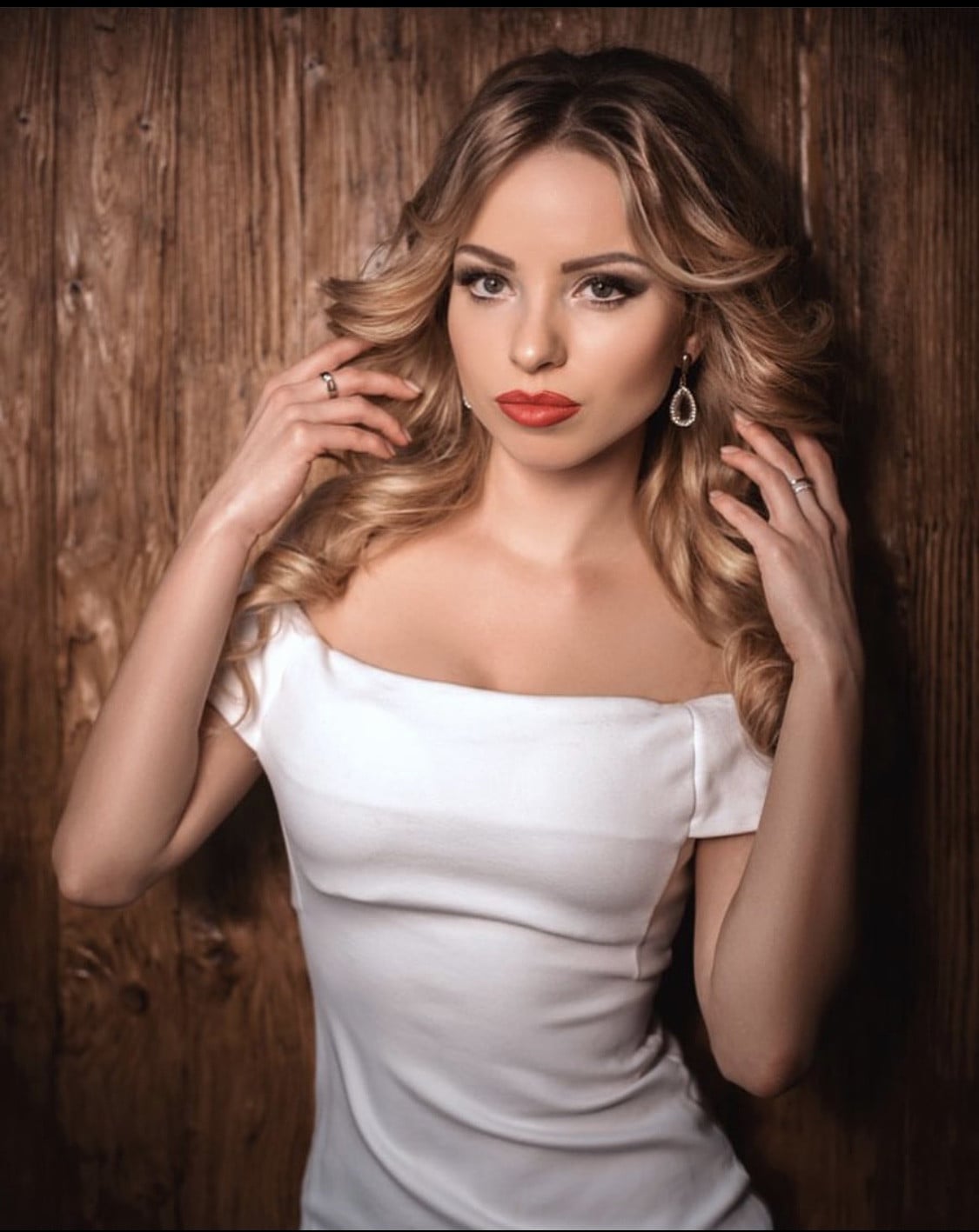 Стильна фотосесія портретна у сукні, фото - Візажист Элина Кондак