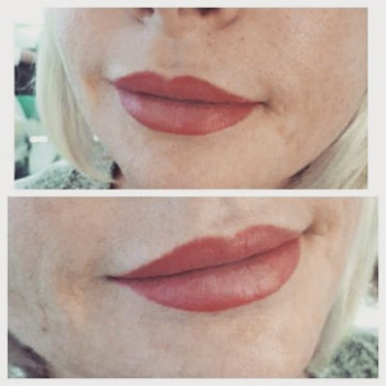 Губки цвет "карамель" .
"Помадный прокрас".