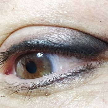 оформление бровей, наращивание ресниц