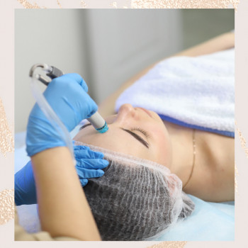 Hydra Facial (Хайдра Фэшл)
                    Косметологічний центр Queens Beauty Дніпро