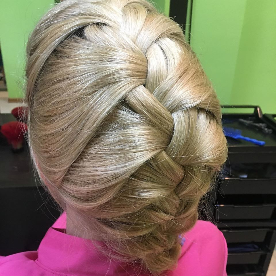 Плетіння волосся укладка блонд, фото -  Hair & Face